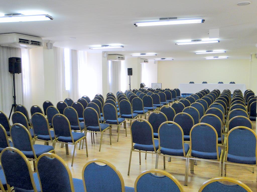 City Hotel Porto Alegre Esterno foto