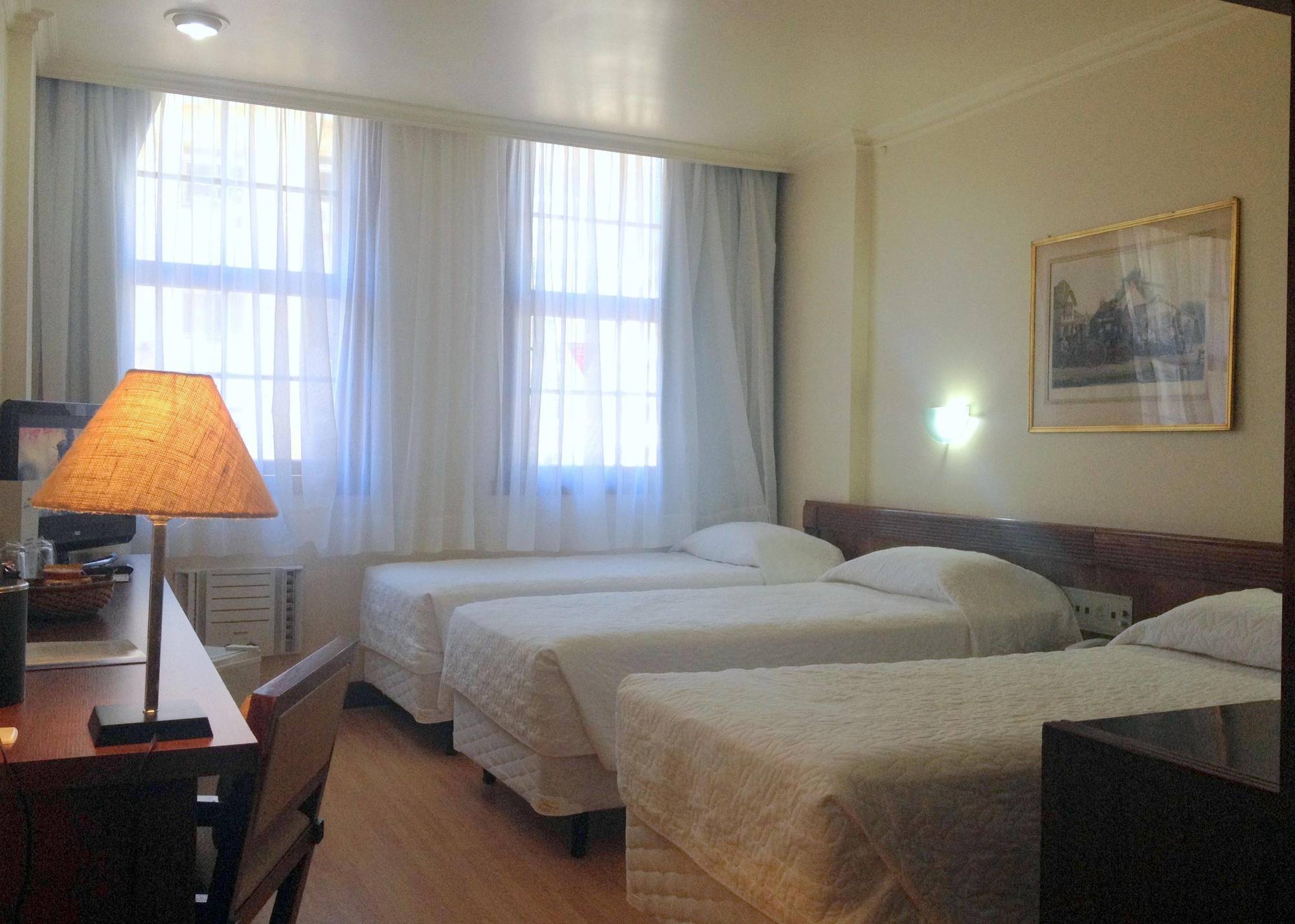 City Hotel Porto Alegre Esterno foto